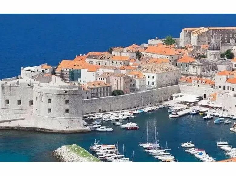 Haus 9 Zimmer 495 m² Dubrovnik, Kroatien