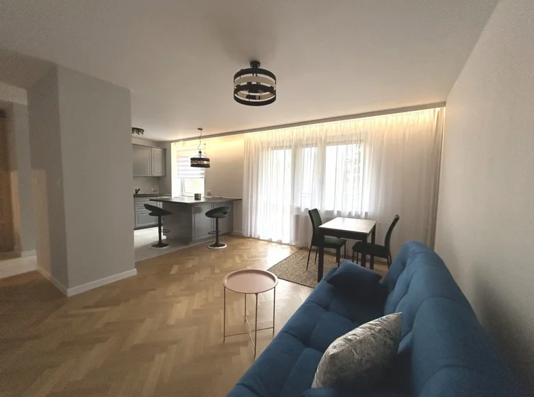 3 room apartment 64 m² in Warsaw, Poland