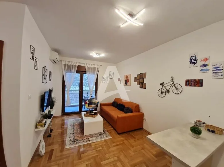 Wohnung 1 Schlafzimmer 47 m² in Becici, Montenegro