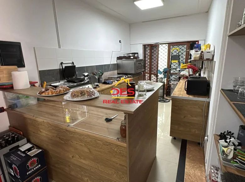 ☕🥐READY BUSINESS FOR SALE IN BULEVARD, VLORA 📍 Near Industrial School