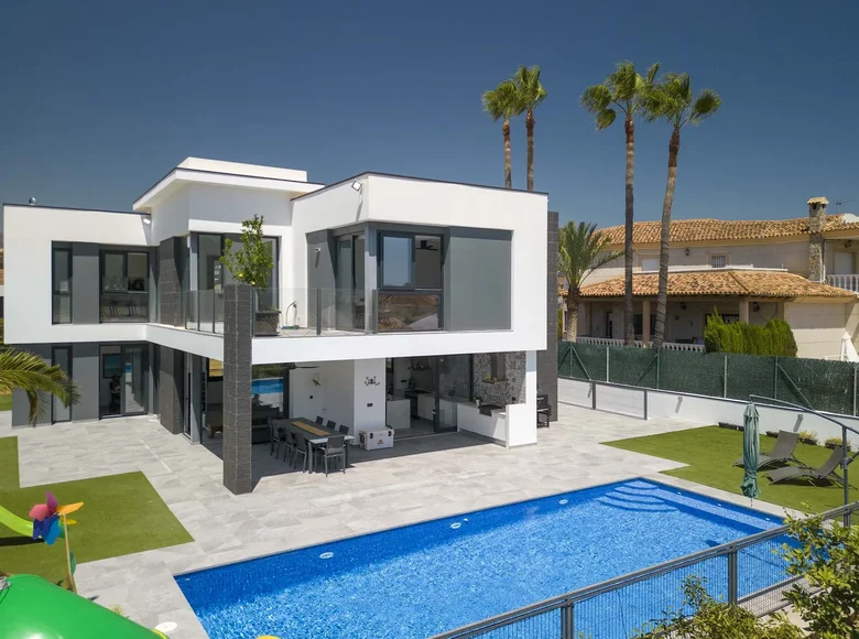 5 bedroom villa 512 m² l Alfas del Pi, Spain