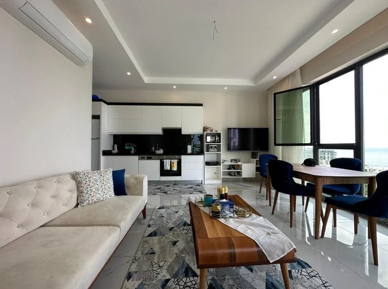 2 bedroom apartment 120 m² Kargicak, Turkey