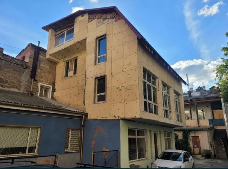 Commercial property 361 m² in Odesa, Ukraine