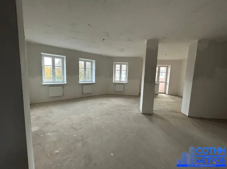 Mieszkanie 2 pokoi 83 m² Witebsk, Białoruś