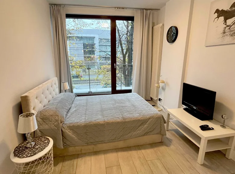 1 room apartment 38 m² in Warsaw, Poland