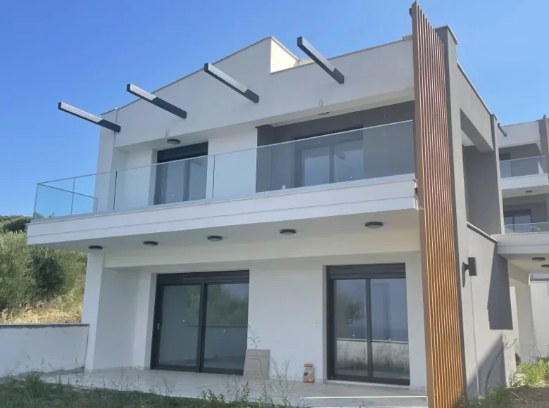 4 bedroom house 150 m² Polychrono, Greece