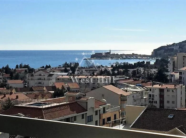 Mieszkanie 4 pokoi 113 m² Budva, Czarnogóra