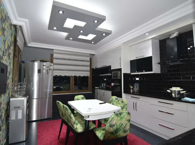Mieszkanie 5 pokojów 250 m² Alanya, Turcja