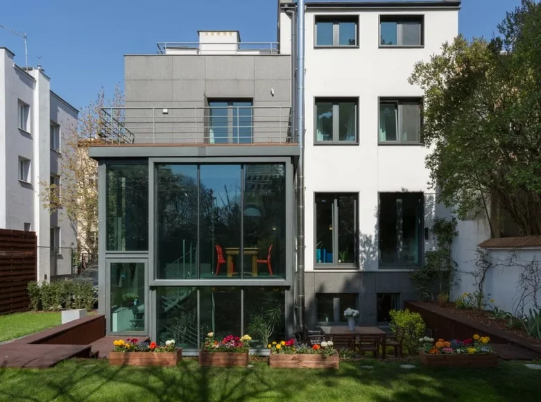 Haus 6 Zimmer 320 m² Warschau, Polen