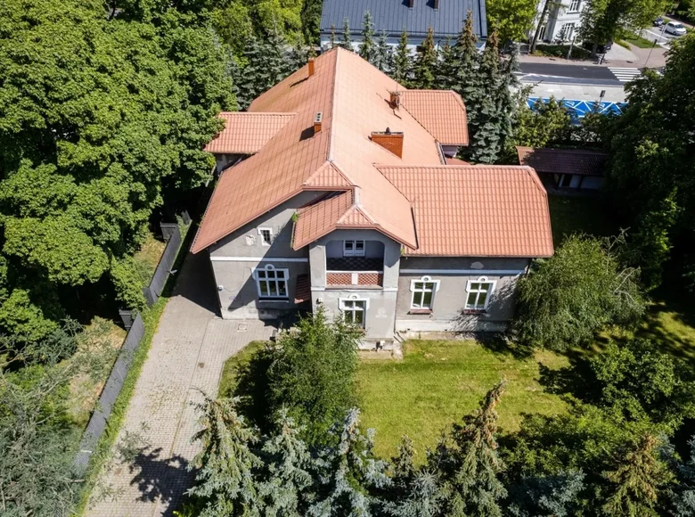 Haus 9 Zimmer 430 m² gmina Grodzisk Mazowiecki, Polen