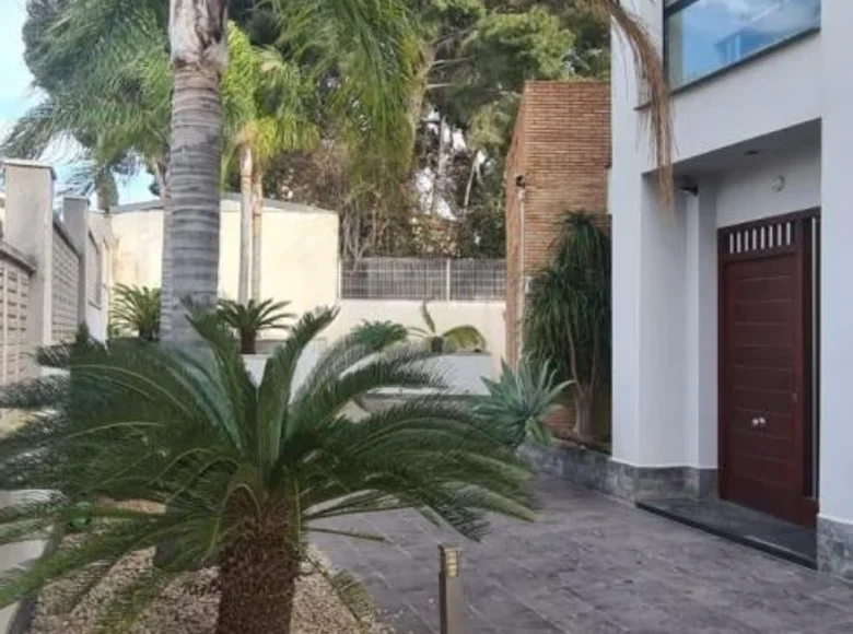 Villa 4 chambres 250 m² Calp, Espagne