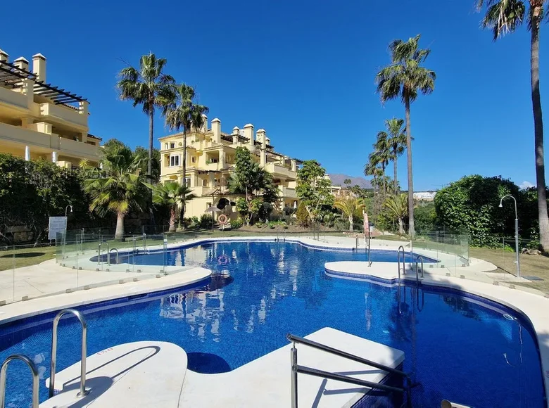 3 bedroom apartment 100 m² Estepona, Spain