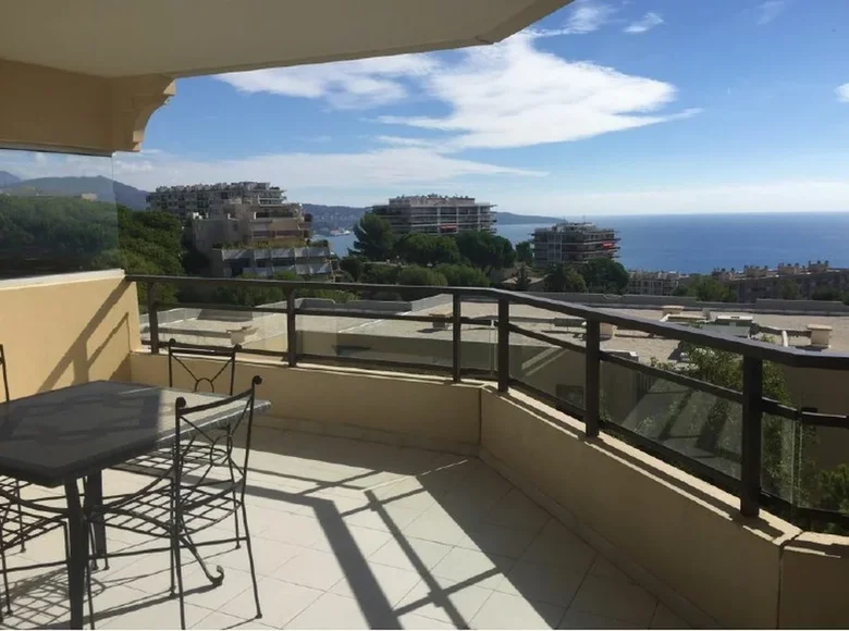 3 bedroom apartment 110 m² Nice, France
