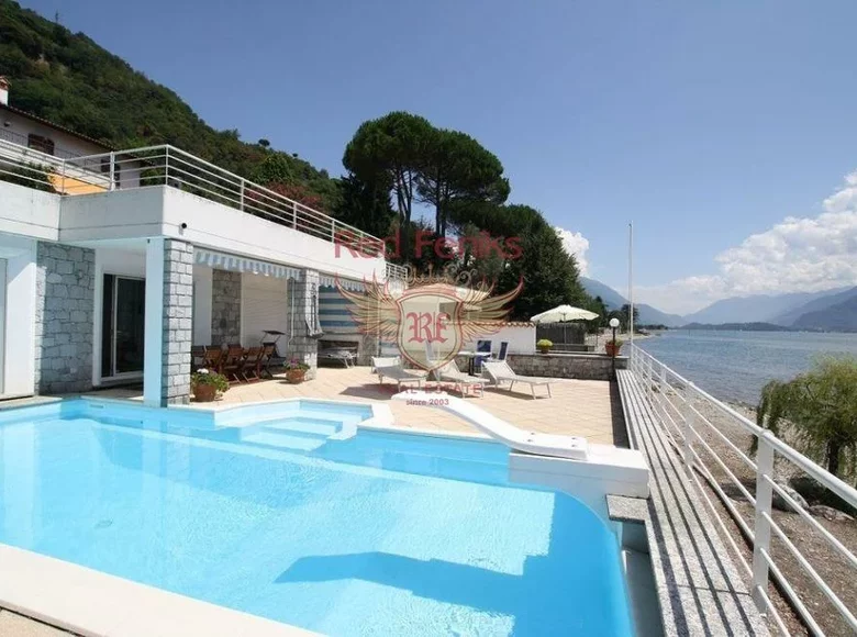 4 bedroom Villa 350 m² Lomazzo, Italy