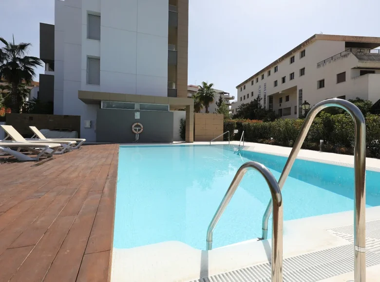 Mieszkanie 3 pokoi 122 m² Almeria, Hiszpania