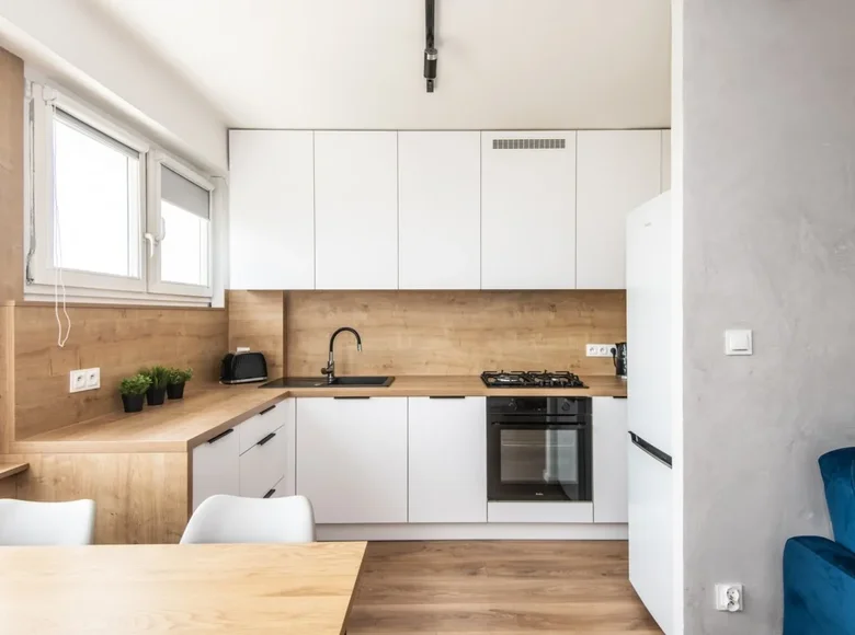 Квартира 2 комнаты 44 м² Познань, Польша