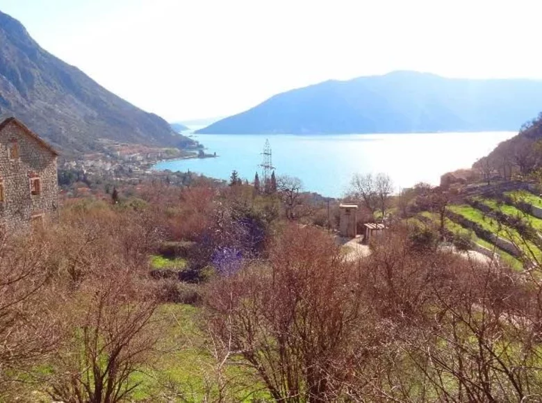Land 1 m² Bijela, Montenegro