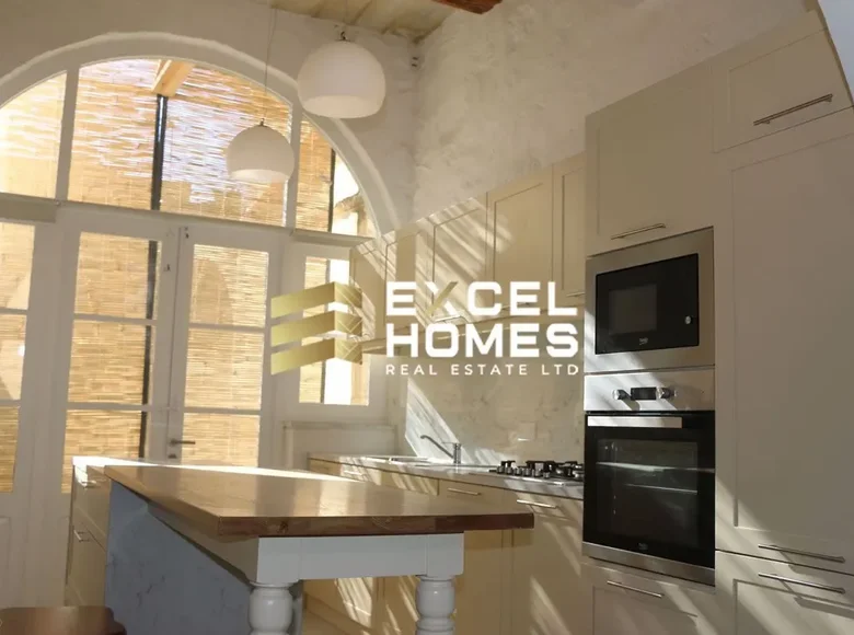 Townhouse 2 bedrooms  Munxar, Malta