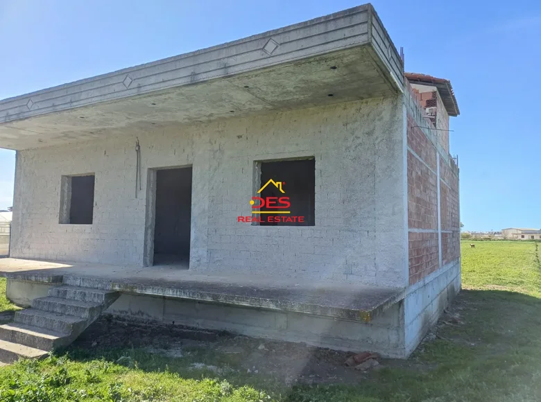 House 120 m² Dukas, Albania