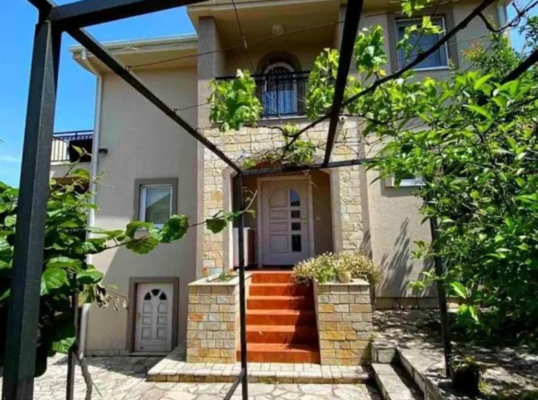 Maison 5 chambres 270 m² Pecurice, Monténégro