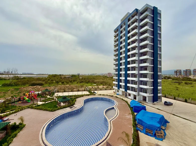 Квартира 3 комнаты 77 м² Мезитли, Турция