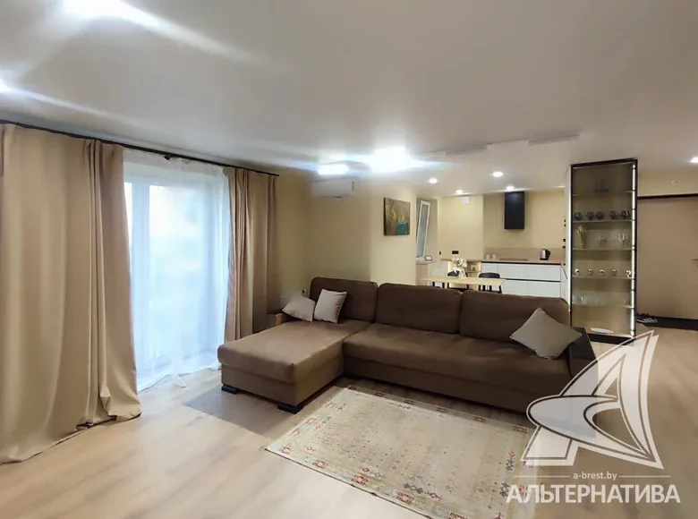 Mieszkanie 2 pokoi 69 m² Brześć, Białoruś