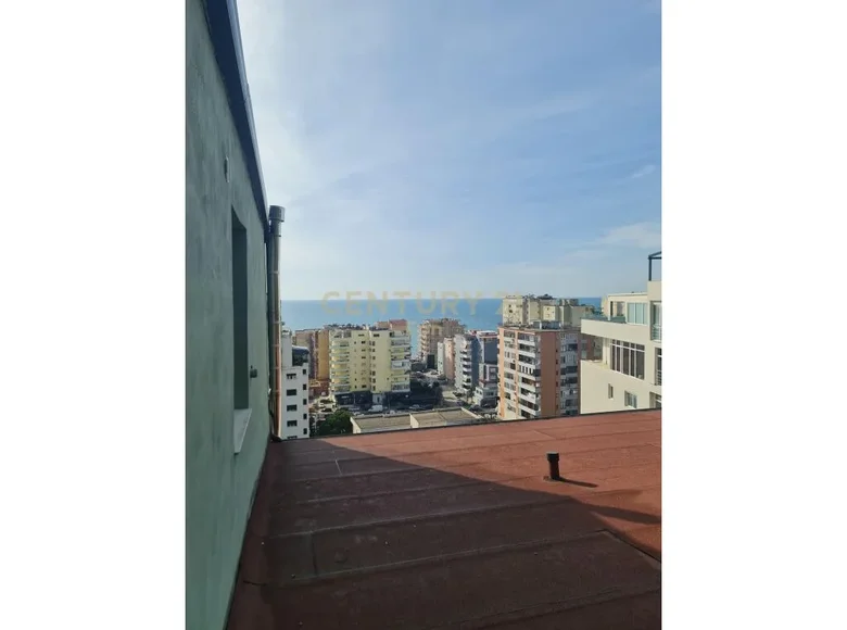 2 bedroom apartment 80 m² Durres, Albania