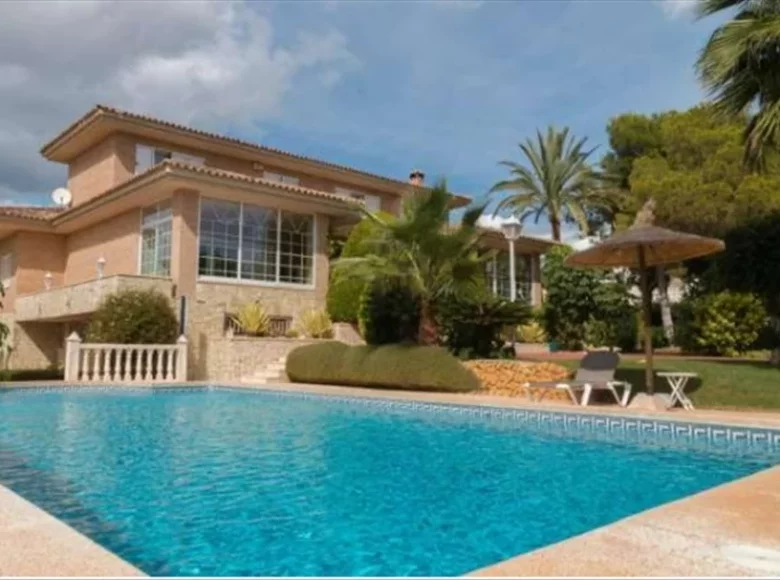 7 bedroom villa 455 m² Benidorm, Spain