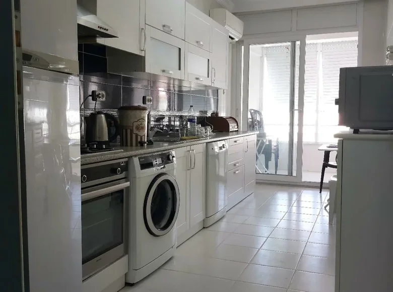 Mieszkanie 3 pokoi 135 m² Alanya, Turcja