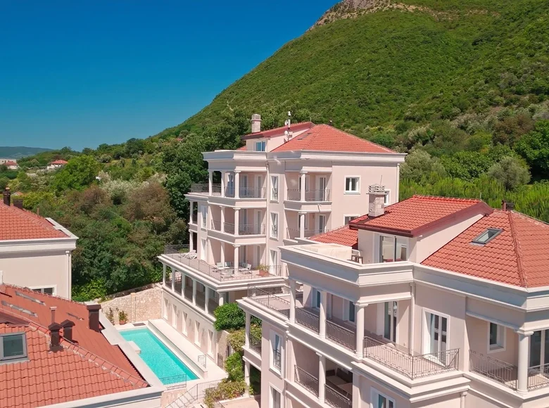 Kawalerka 3 pokoi 134 m² Podi, Czarnogóra