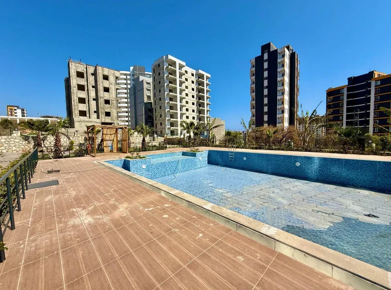 Duplex 3 bedrooms 250 m² Mezitli, Turkey