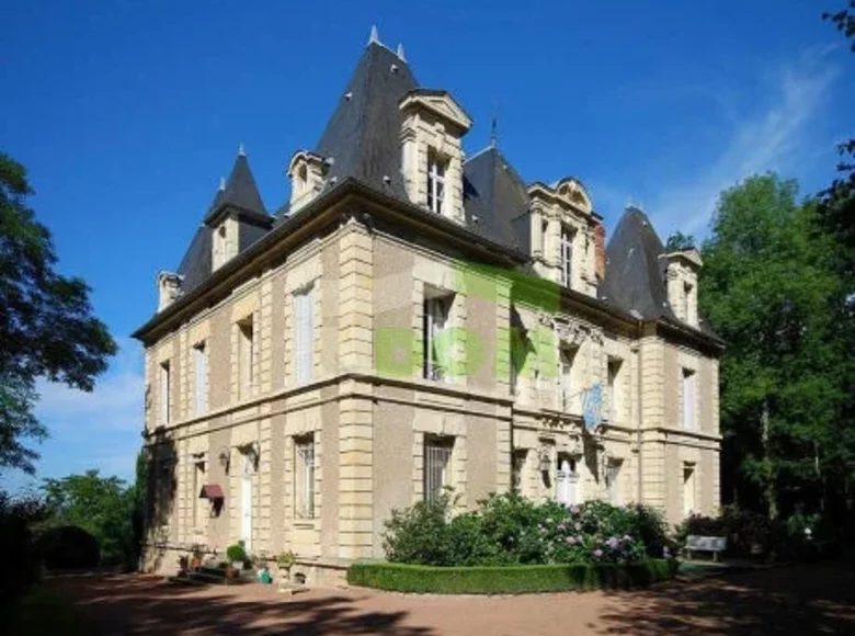 Замок 800 м² Франция, Франция