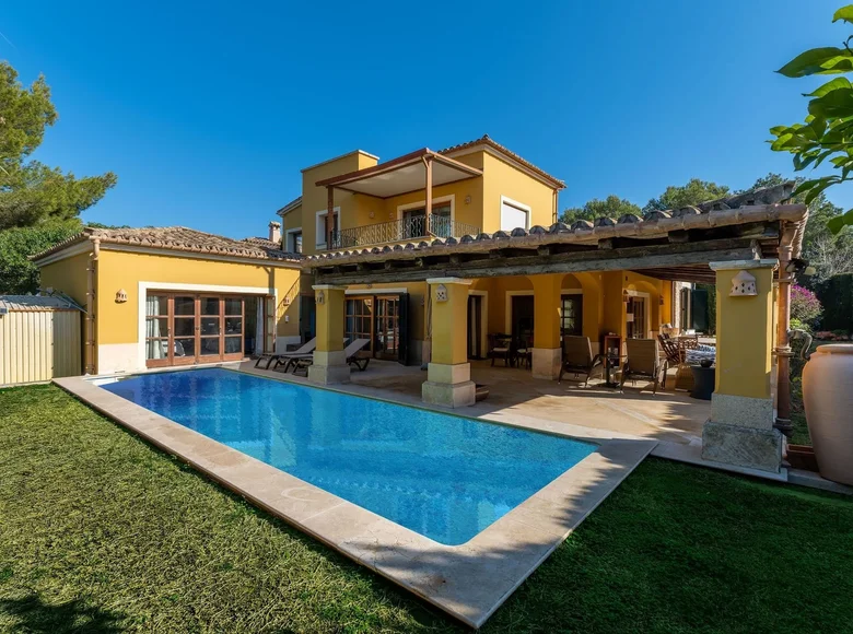 Castillo 4 habitaciones 392 m² Santa Ponsa, Španjolska