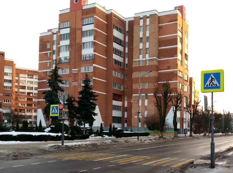 Квартира 3 комнаты 72 м² Пинск, Беларусь