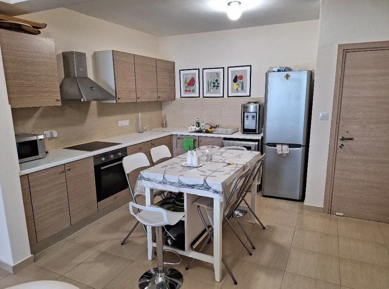 Квартира 2 спальни 91 м² Dromolaxia Meneou Municipality, Кипр