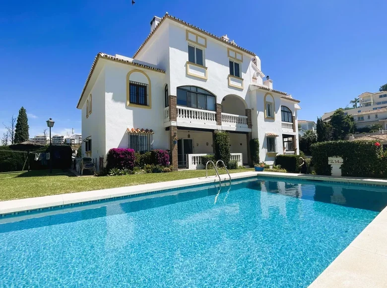 Apartamento 2 habitaciones 85 m² Mijas, Španjolska