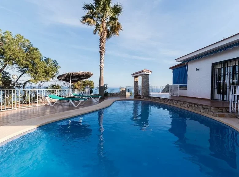 6 bedroom villa 439 m² Benidorm, Spain