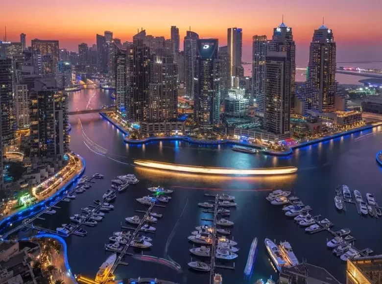 Mieszkanie 3 pokoi 102 m² Dubaj, Emiraty Arabskie
