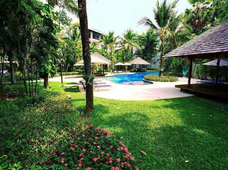 Mieszkanie 2 pokoi 256 m² Phuket, Tajlandia
