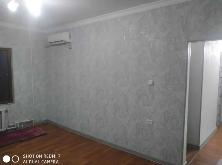 Kvartira 1 xona 38 m² Toshkentda