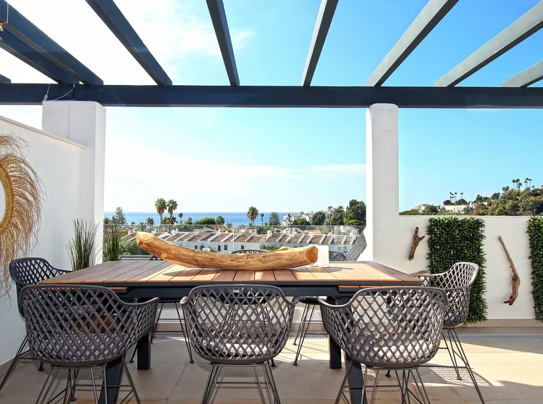 Attique 4 chambres 156 m² Estepona, Espagne