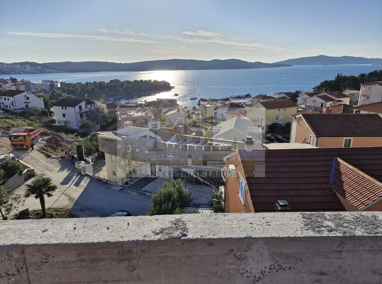 Penthouse 3 Schlafzimmer  Trau, Kroatien