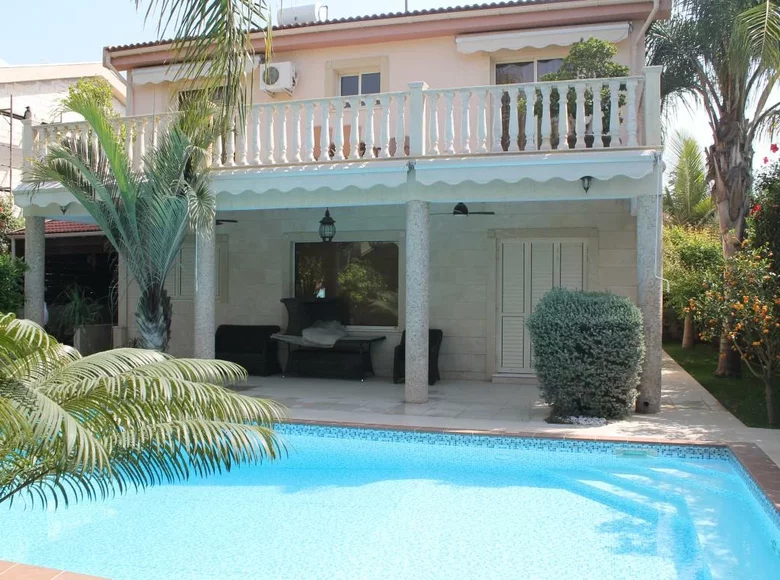 4 bedroom Villa 400 m² Germasogeia, Cyprus