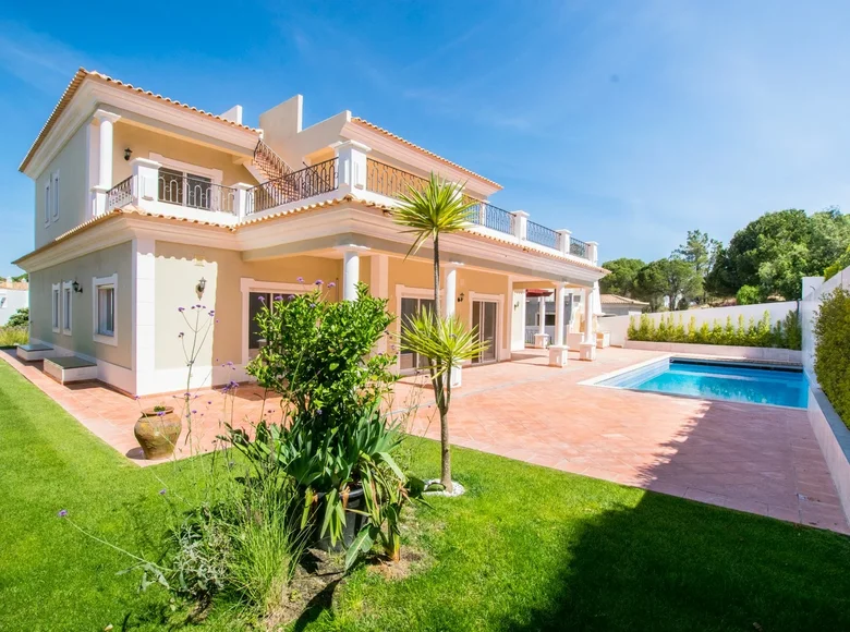 5-Schlafzimmer-Villa 362 m² Almancil, Portugal