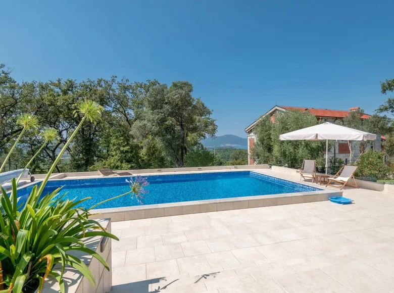 Maison 7 chambres 239 m² Tivat, Monténégro
