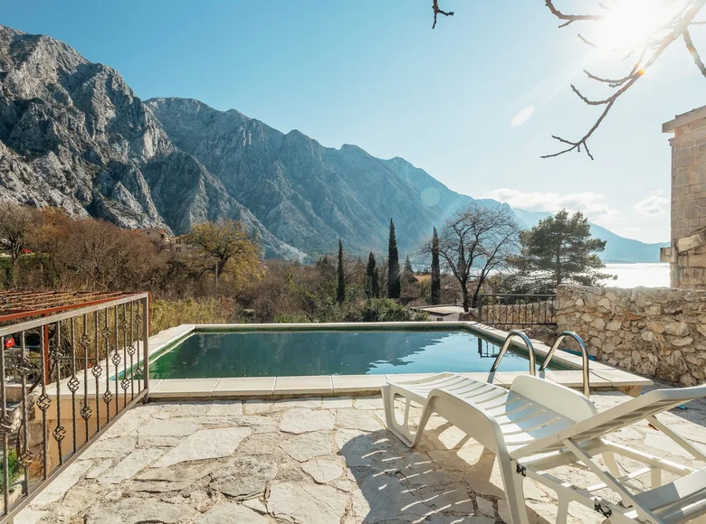 Дом 5 комнат 110 м² Donji Orahovac, Черногория