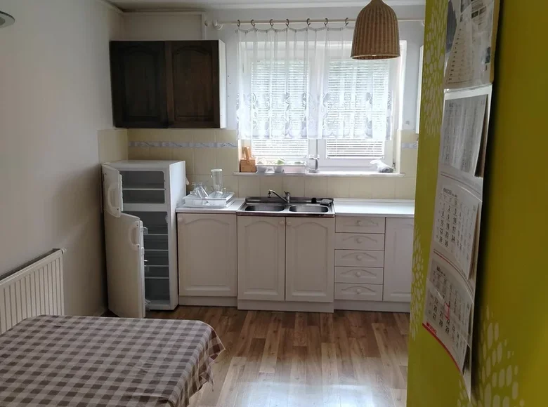 Mieszkanie 2 pokoi 75 m² w Gdynia, Polska