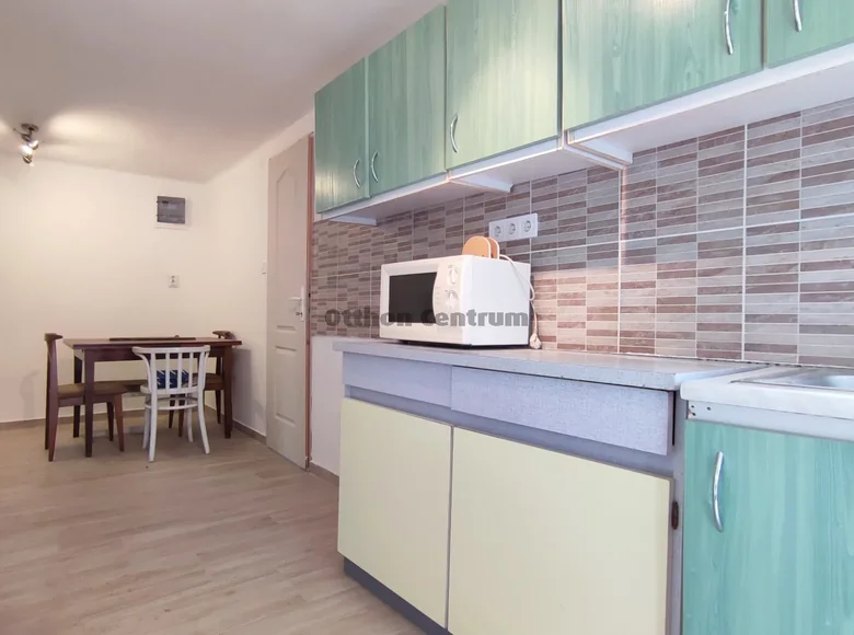 Haus 1 Zimmer 44 m² Szabadbattyan, Ungarn