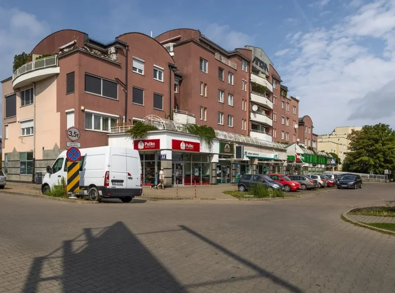 Propiedad comercial 164 m² en Varsovia, Polonia