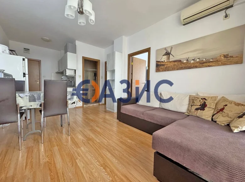2 bedroom apartment 77 m² Tankovo, Bulgaria